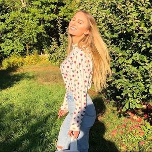 Fall pattern mock turtleneck